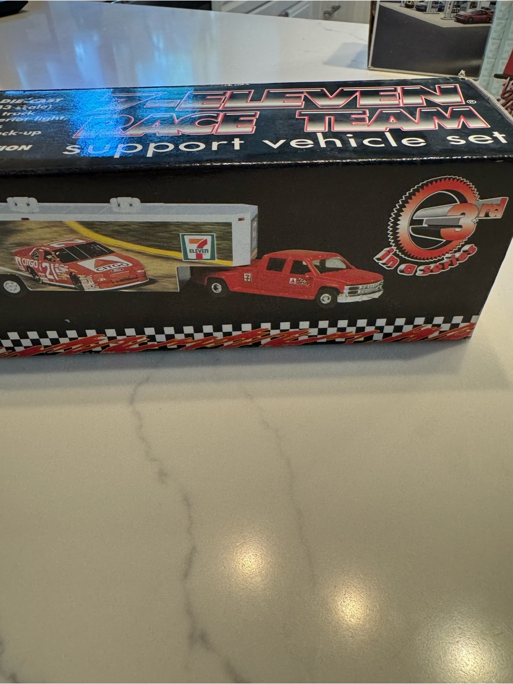 7 Eleven Race Team Support Vehicle Set with Authentic Citgo Race Car